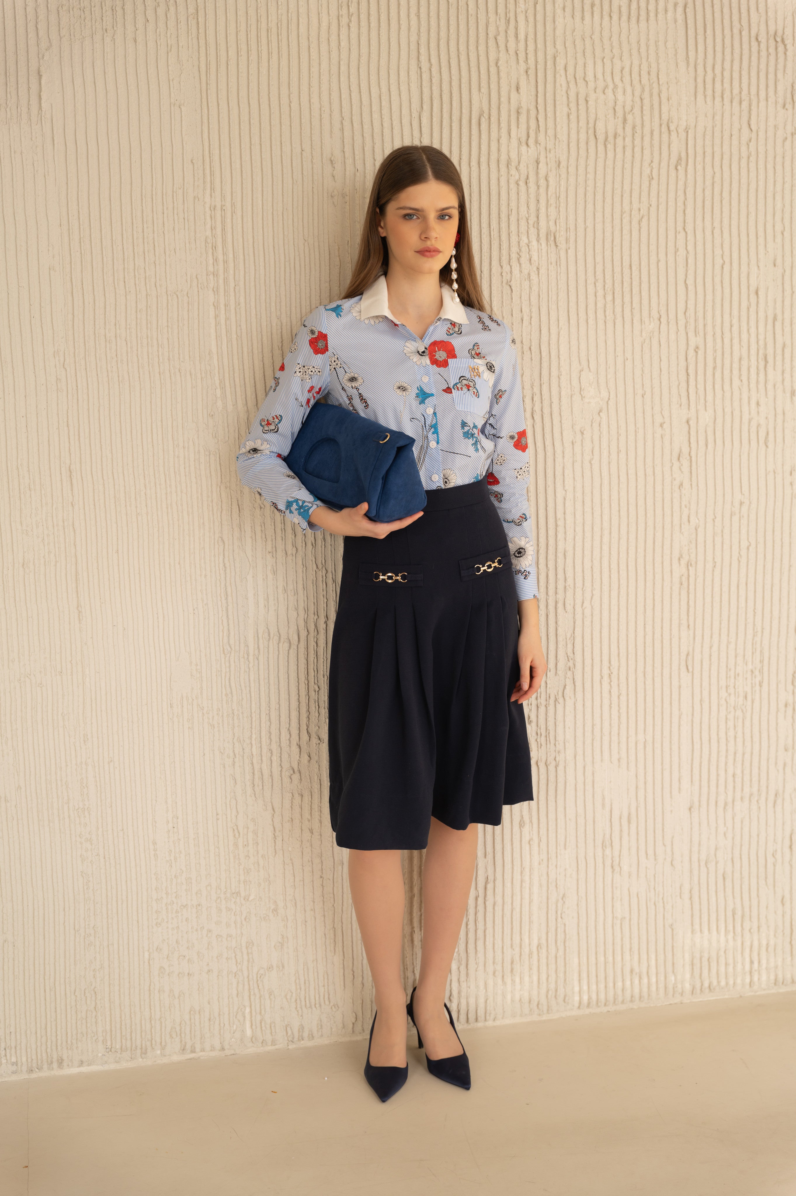 חולצת בן תכלת